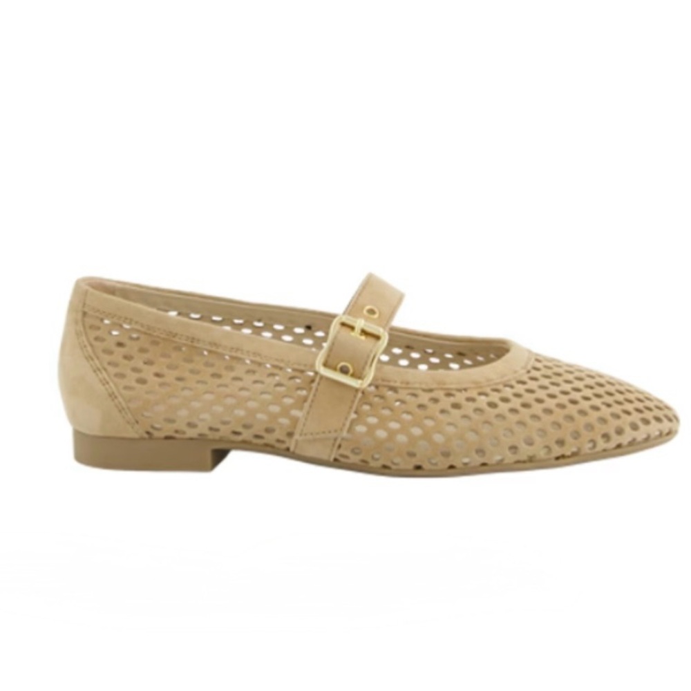 Beige suede Mary Jane flats. Beige suede leather
Never Worn, in Box